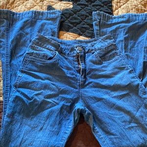 Off brand bell bottom jeans.